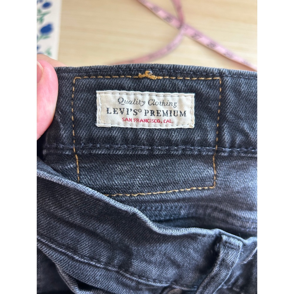 Levi's Premium Jeans Mens 33x32 Black 510 Skinny Fit Denim Grunge Big E - Picture 8 of 12